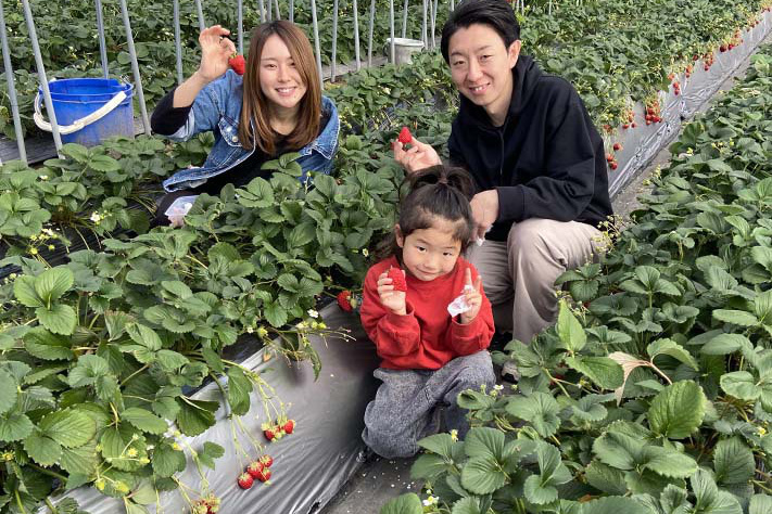 土耕苺の美味しさを味わってね