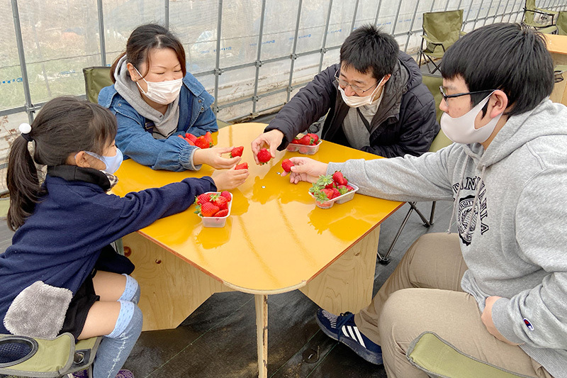 苺でかんぱ〜い