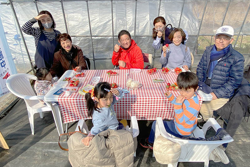 家族大集合でパーティーみたい