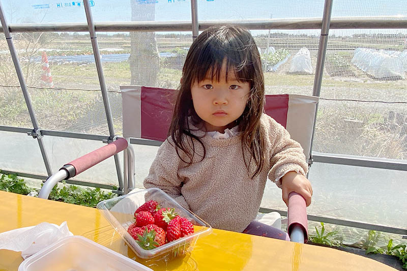 カメラを意識しちゃったね